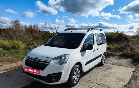 Citroen Berlingo II рестайлинг, 2017 год, 950 000 рублей, 2 фотография