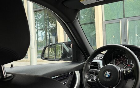 BMW 3 серия, 2016 год, 2 649 000 рублей, 38 фотография