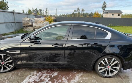 Jaguar XE I рестайлинг, 2019 год, 2 750 000 рублей, 4 фотография