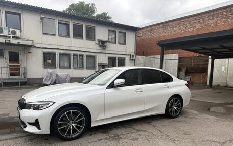 BMW 3 серия, 2021 год, 3 750 000 рублей, 4 фотография