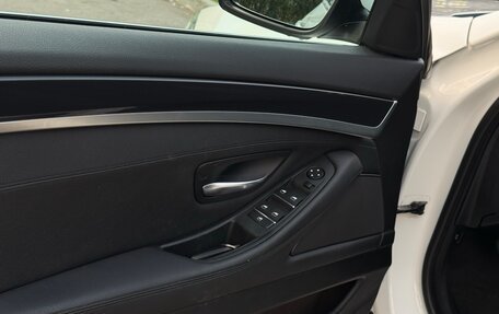 BMW 5 серия, 2013 год, 2 149 000 рублей, 33 фотография