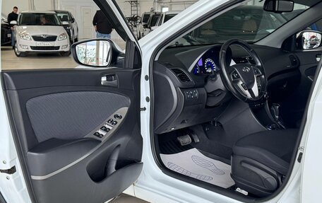 Hyundai Solaris II рестайлинг, 2015 год, 1 095 000 рублей, 14 фотография