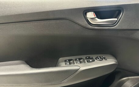 Hyundai Solaris II рестайлинг, 2021 год, 1 400 000 рублей, 17 фотография