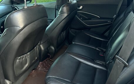 Hyundai Santa Fe III рестайлинг, 2012 год, 1 450 000 рублей, 23 фотография
