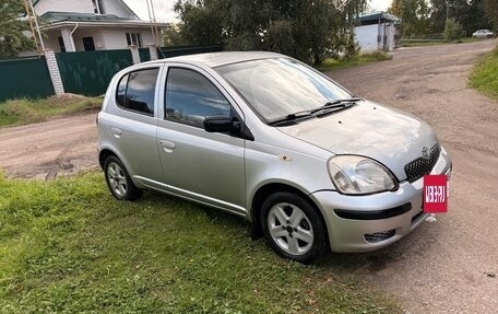 Toyota Yaris I рестайлинг, 2004 год, 300 000 рублей, 5 фотография