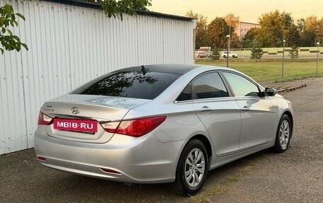 Hyundai Sonata VI, 2010 год, 1 110 000 рублей, 3 фотография
