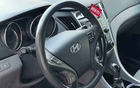 Hyundai Sonata VI, 2010 год, 1 110 000 рублей, 9 фотография