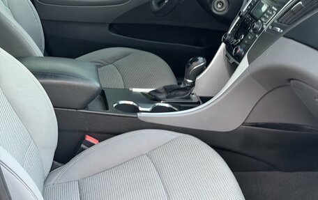 Hyundai Sonata VI, 2010 год, 1 110 000 рублей, 12 фотография