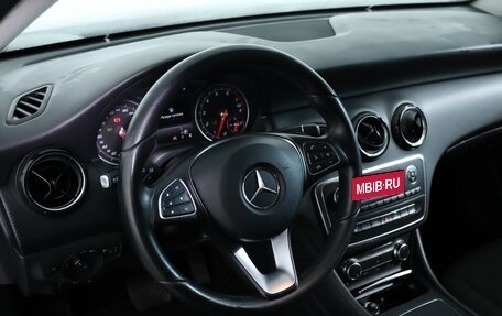 Mercedes-Benz A-Класс, 2016 год, 1 637 960 рублей, 14 фотография