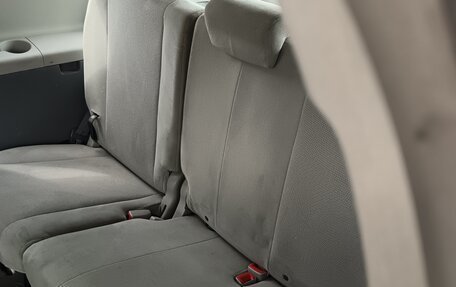 Toyota Sienna III, 2010 год, 1 800 000 рублей, 7 фотография