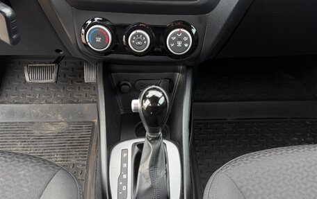 KIA Rio III рестайлинг, 2016 год, 830 000 рублей, 10 фотография