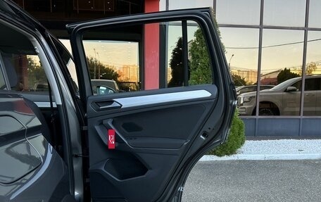 Volkswagen Tiguan II, 2020 год, 2 680 000 рублей, 18 фотография