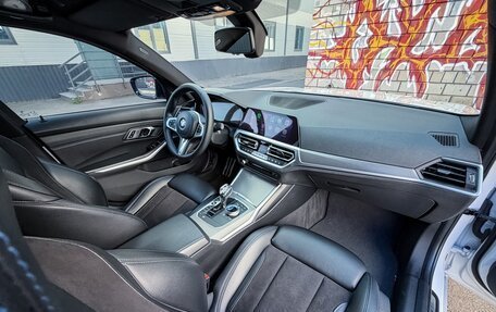 BMW 3 серия, 2019 год, 4 450 000 рублей, 17 фотография