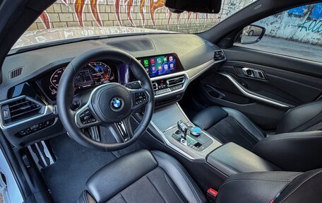 BMW 3 серия, 2019 год, 4 450 000 рублей, 14 фотография