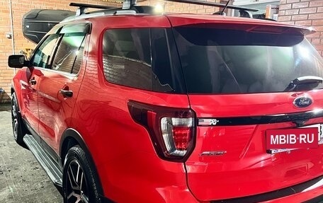 Ford Explorer VI, 2015 год, 2 300 000 рублей, 2 фотография