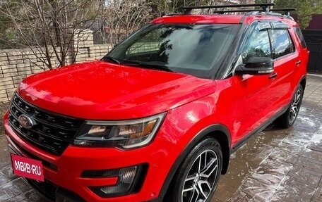 Ford Explorer VI, 2015 год, 2 300 000 рублей, 26 фотография