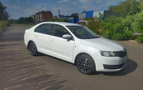 Skoda Rapid I, 2016 год, 900 000 рублей, 3 фотография