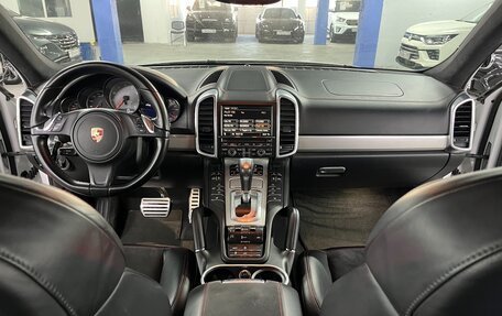 Porsche Cayenne III, 2012 год, 2 199 000 рублей, 17 фотография
