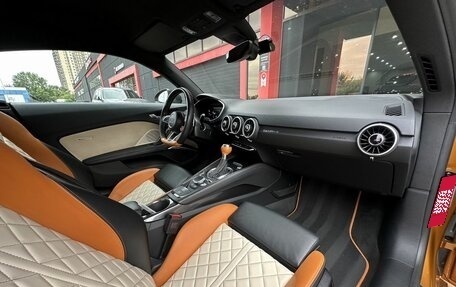 Audi TT RS, 2018 год, 5 598 000 рублей, 15 фотография