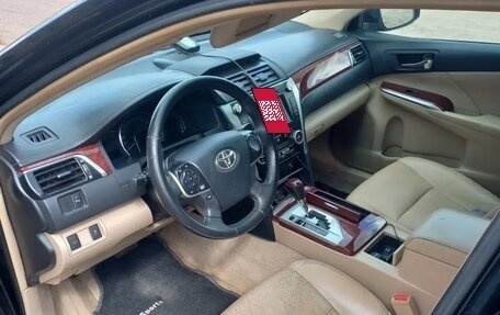 Toyota Camry, 2014 год, 1 300 000 рублей, 6 фотография