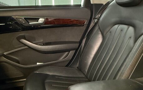 Audi A8, 2011 год, 1 450 000 рублей, 5 фотография