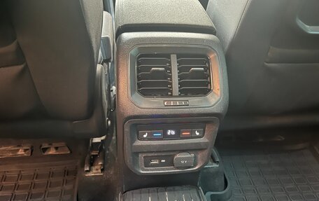 Volkswagen Tiguan II, 2020 год, 2 650 000 рублей, 7 фотография