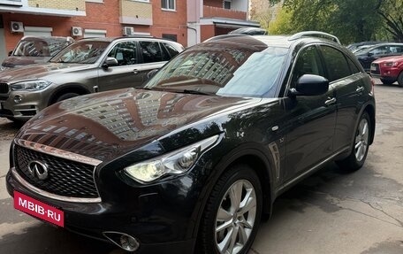 Infiniti QX70, 2017 год, 2 780 000 рублей, 2 фотография