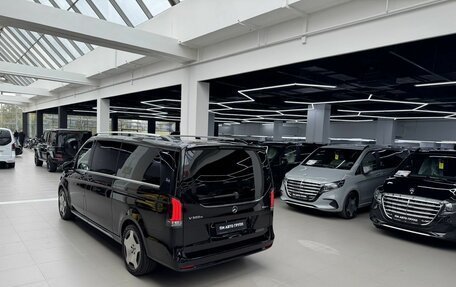 Mercedes-Benz V-Класс, 2026 год, 14 890 000 рублей, 39 фотография