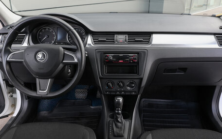 Skoda Rapid I, 2014 год, 949 000 рублей, 13 фотография