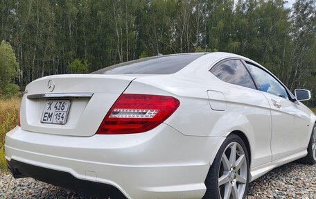 Mercedes-Benz C-Класс, 2012 год, 1 250 000 рублей, 3 фотография