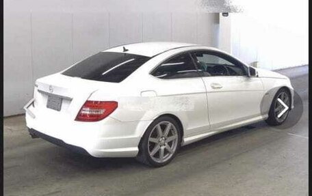 Mercedes-Benz C-Класс, 2012 год, 1 250 000 рублей, 7 фотография