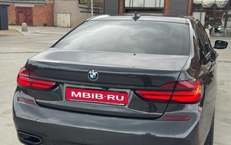 BMW 7 серия, 2017 год, 3 750 000 рублей, 9 фотография