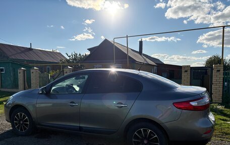Renault Fluence I, 2010 год, 620 000 рублей, 2 фотография