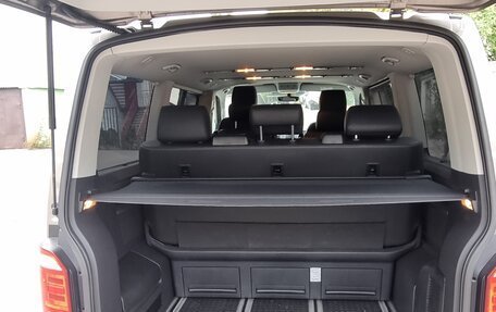Volkswagen Multivan T6 рестайлинг, 2016 год, 5 100 000 рублей, 9 фотография