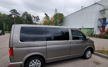 Volkswagen Multivan T6 рестайлинг, 2016 год, 5 100 000 рублей, 24 фотография