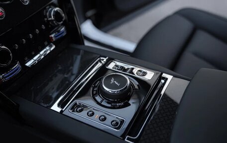 Rolls-Royce Cullinan, 2026 год, 72 500 000 рублей, 19 фотография
