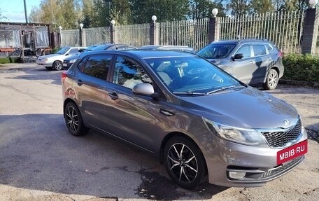 KIA Rio III рестайлинг, 2016 год, 985 000 рублей, 3 фотография