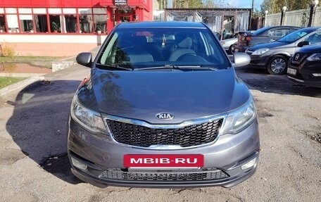 KIA Rio III рестайлинг, 2016 год, 985 000 рублей, 2 фотография