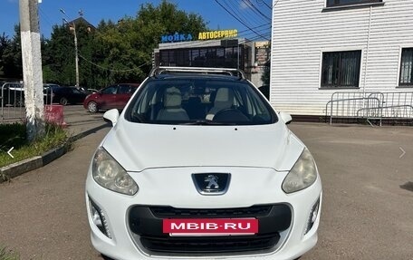 Peugeot 308 II, 2012 год, 690 000 рублей, 2 фотография