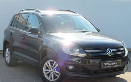 Volkswagen Tiguan I, 2015 год, 1 368 000 рублей, 2 фотография