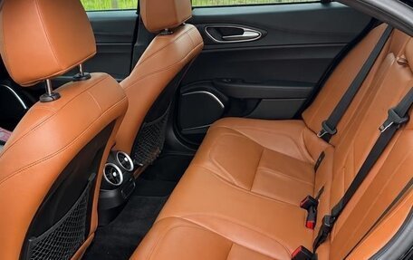 Alfa Romeo Giulia II, 2021 год, 3 400 000 рублей, 3 фотография