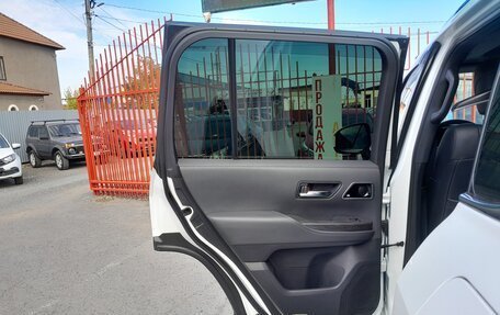 Toyota Land Cruiser, 2021 год, 8 798 000 рублей, 24 фотография