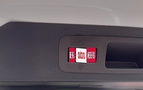 Toyota Land Cruiser, 2021 год, 8 798 000 рублей, 28 фотография