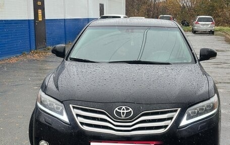 Toyota Camry, 2011 год, 1 100 000 рублей, 4 фотография