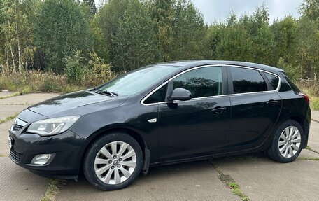 Opel Astra J, 2010 год, 580 000 рублей, 3 фотография