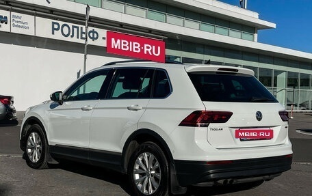 Volkswagen Tiguan II, 2018 год, 2 497 000 рублей, 7 фотография