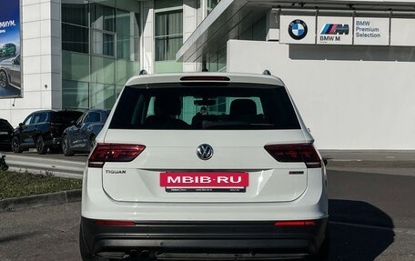 Volkswagen Tiguan II, 2018 год, 2 497 000 рублей, 6 фотография