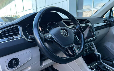 Volkswagen Tiguan II, 2018 год, 2 497 000 рублей, 13 фотография