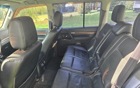Mitsubishi Pajero IV, 2008 год, 1 190 000 рублей, 13 фотография