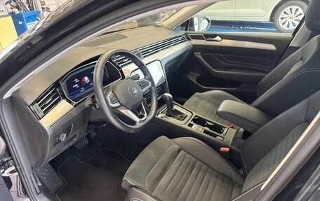 Volkswagen Passat B8 рестайлинг, 2023 год, 2 832 000 рублей, 5 фотография